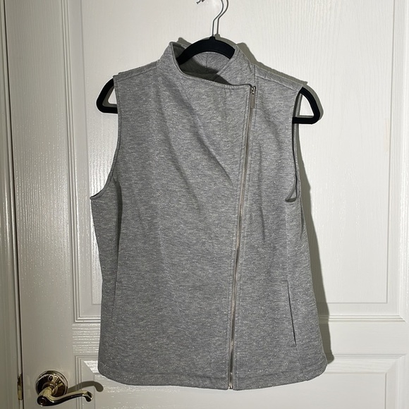 Liz Claiborne Active Zip UP Woman's Vest Size Petite L - Picture 10 of 12